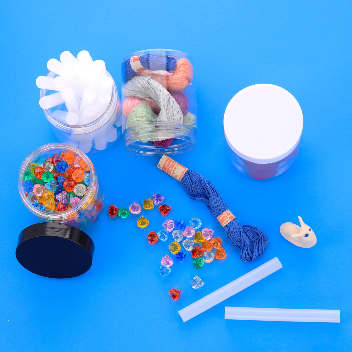 Plastic Jars with Lids - 4 OZ Small Plastic Containers - 18 Pack - Travel Cosmetic Containers for Creams - Leak Proof Clear Jar