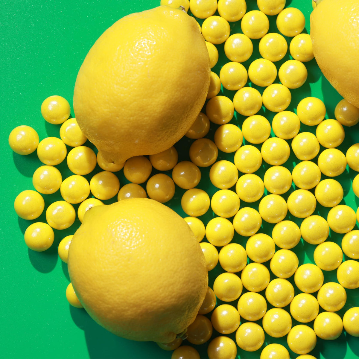 Shimmer Gumballs - Bubble Gum for Kids Yellow Candy - 45 Pearl Lemon Gumballs per Bag Chewing Gum - Nostalgic Valentines Candy for Party Favors Easter Basket & Sweet Treats, 16mm (0.62 inch)